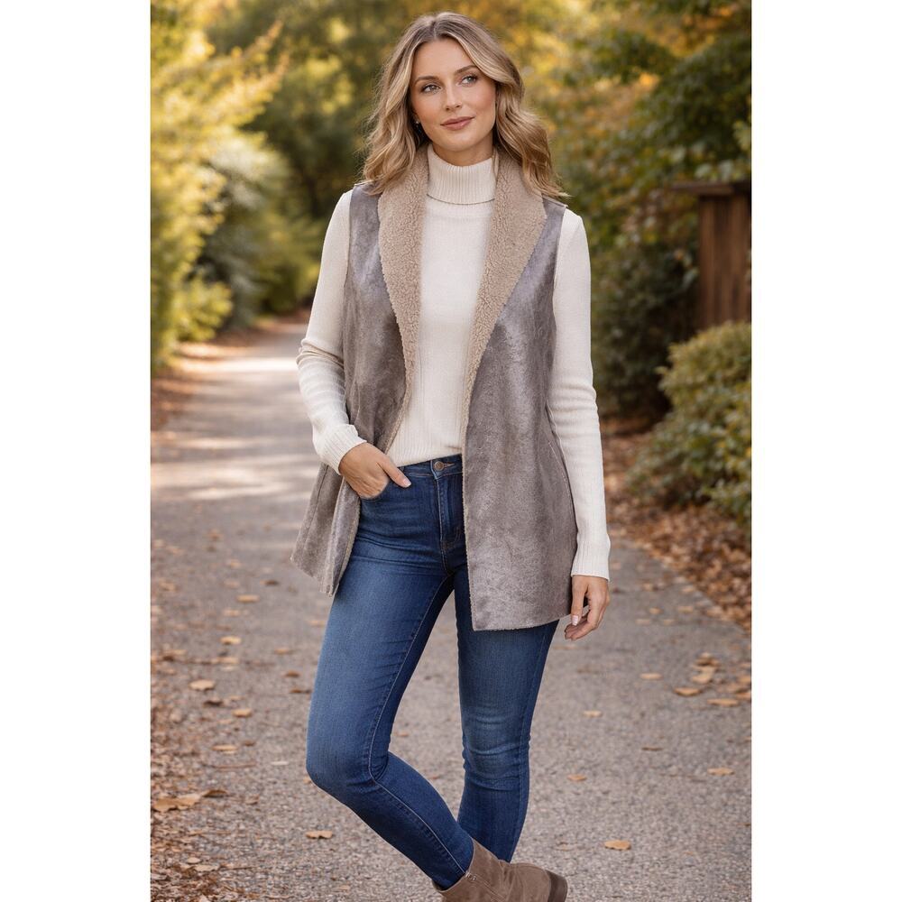 Velvet by Graham & Spencer Faux Suede Shearling Vest Women's Size M Beige